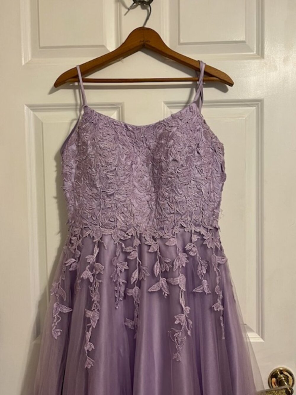 Lavender dress, prom or fancy occasion, size 6.